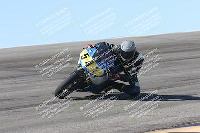 media/Oct-13-2025-Moto Forza (Mon) [[a66d839500]]/3-B Group/Session 2 (Bowl)/